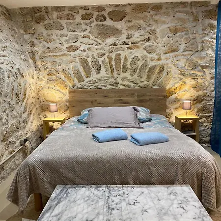 Large And Unique Souplex 60sqm, Well Located Appartamento *