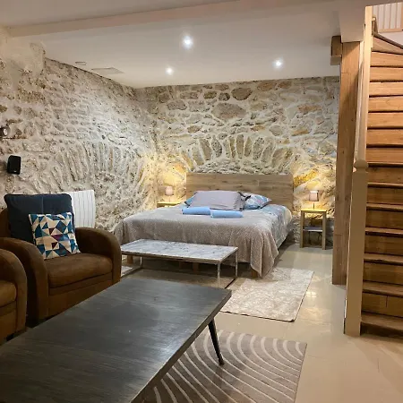 Large And Unique Souplex 60sqm, Well Located Appartamento *