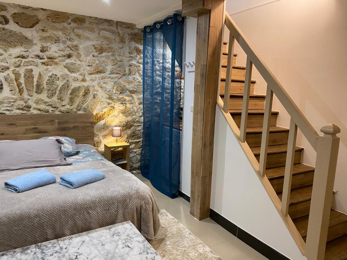 Large And Unique Souplex 60sqm, Well Located Parigi