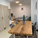 Large And Unique Souplex 60Sqm, Well Located